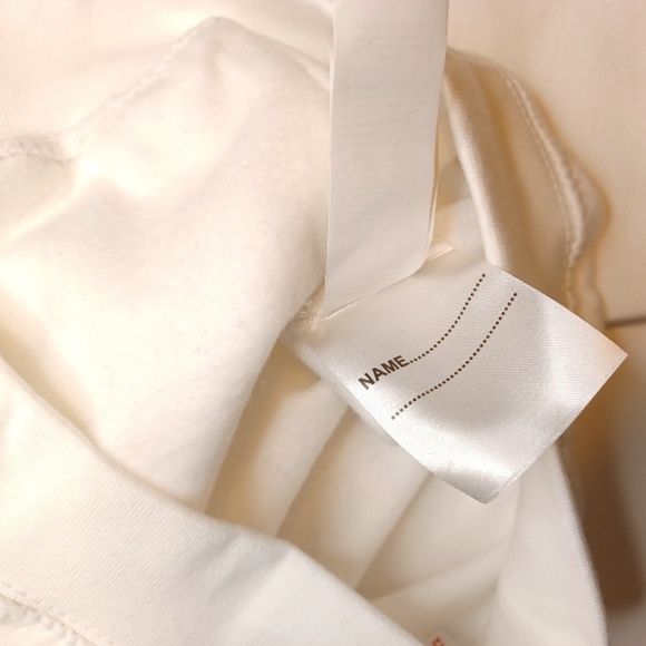 Children Hoodie. "Love You" Teddie Bear Design. Size 6 - 7 - Picture 12 of 15